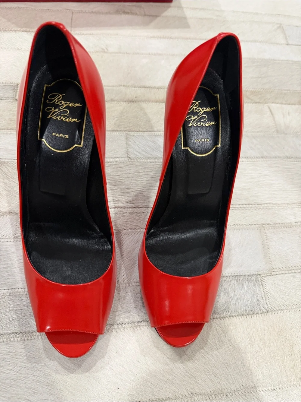 Roger Vivier fire Red Patent Peep-Toe Stiletto Pumps - Classic High Heel